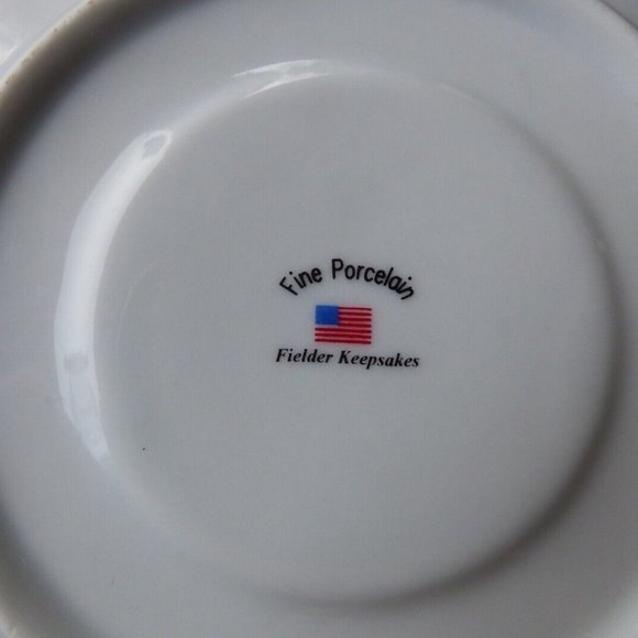 VTG FIELDER PORCELAIN TEAPOT AND CUP / SAUCER STACKED SET BERRY & FLORAL DESIGN - Picture 6 of 15